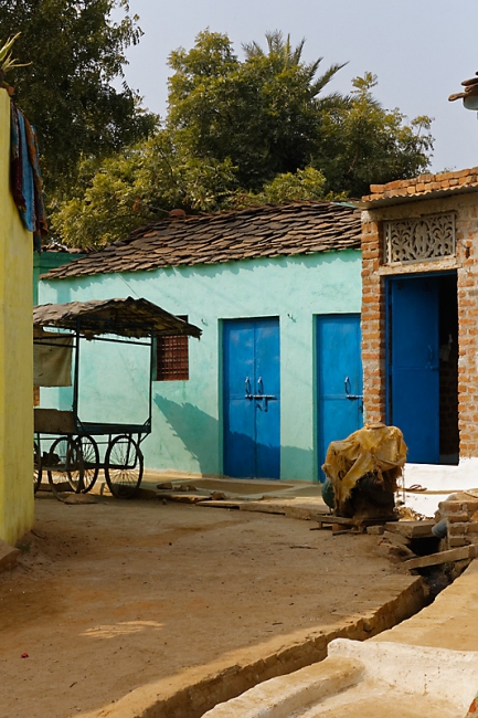 Sur la route d'Orchha-007